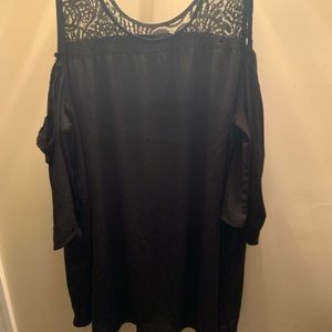 Rue21 black cold shoulder with lace top size 3X